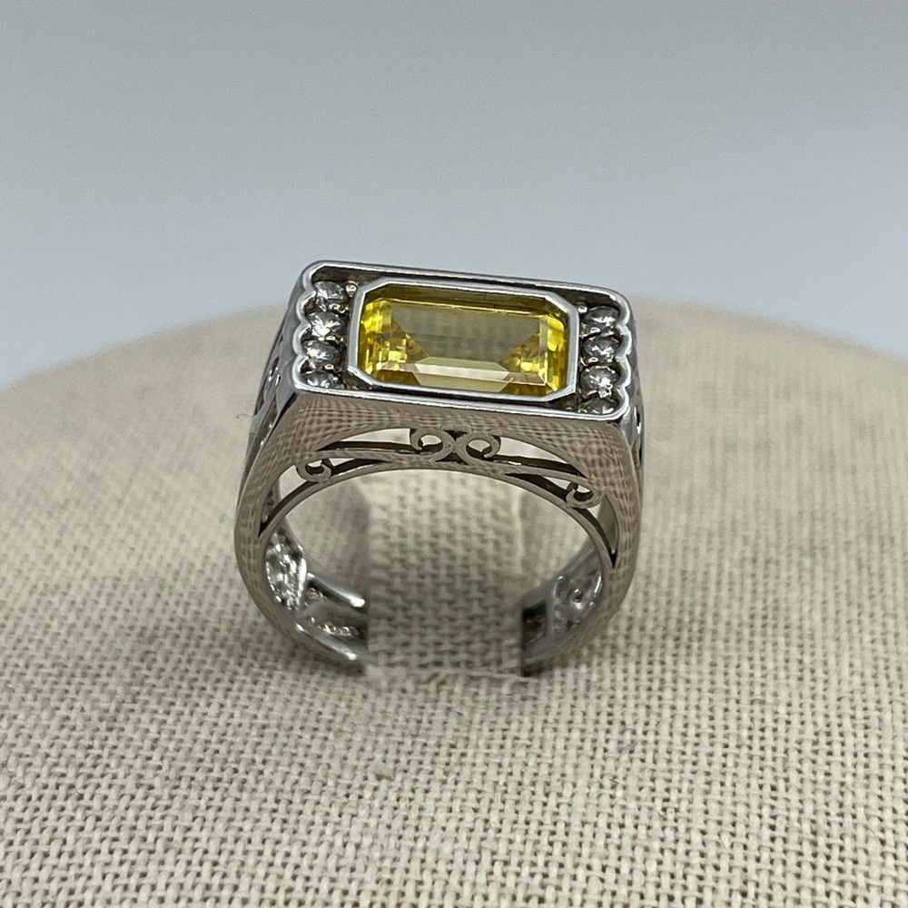 Vintage 925 Sterling Silver SWJ CZ Statement Ring – Yellow Emerald Cut Size 5.75 - Picture 3 of 17